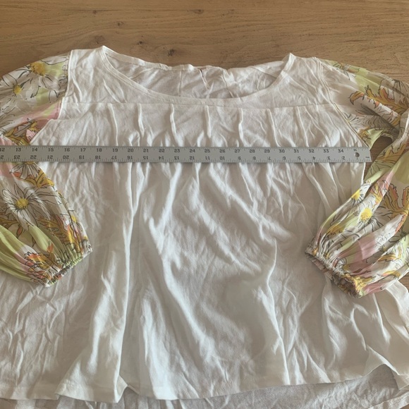 Free People Picking Petals Floral Balloon Sleeve Ivory Yellow Women’s L NWOT - Picture 2 of 13